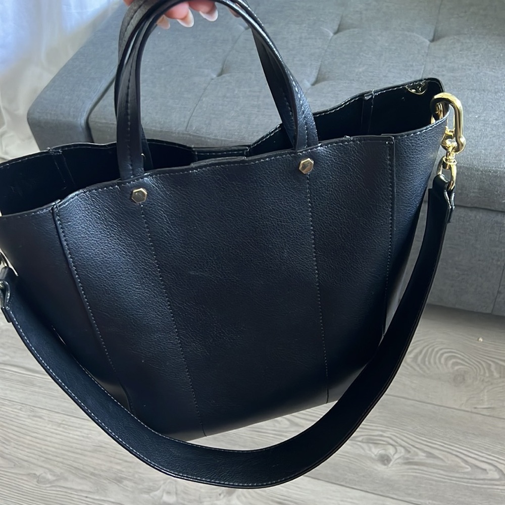 Neiman Marcus!! Crossbody bag handbag leather purse!!